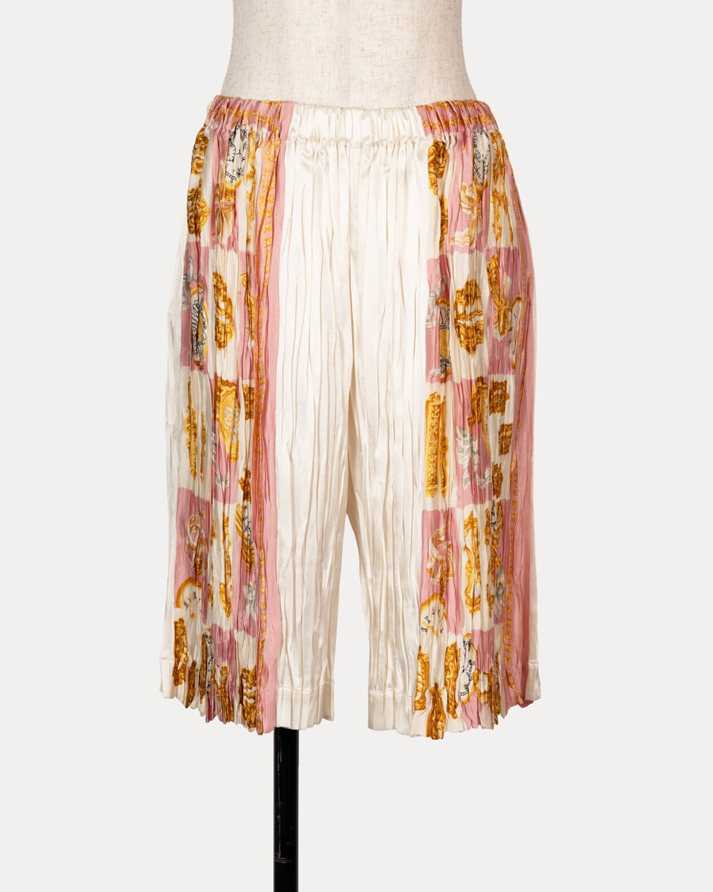 ”pleated” Vintage Scarf Shorts